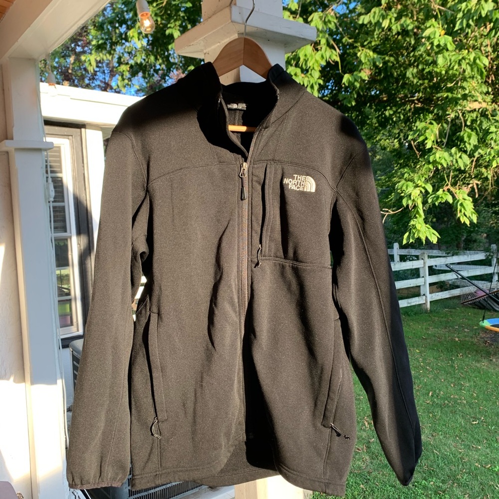 Men’s Medium North Face Jacket